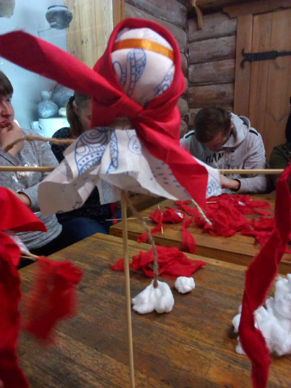 Изучение народных традиций