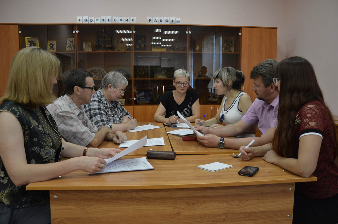 Итоги конкурсов профессионального мастерства педагогических работников ГПОУ ТО «Тульский техникум социальных технологий» 2018 года