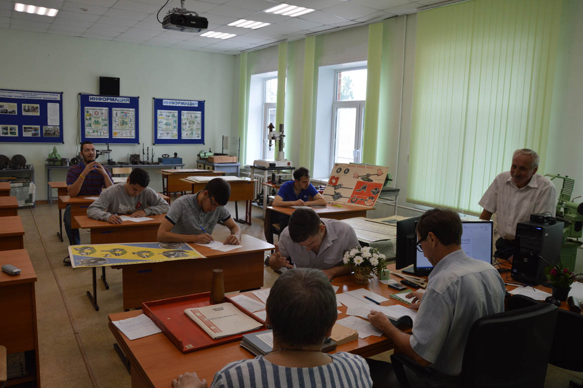 Пора экзаменов промежуточной и итоговой государственной аттестации