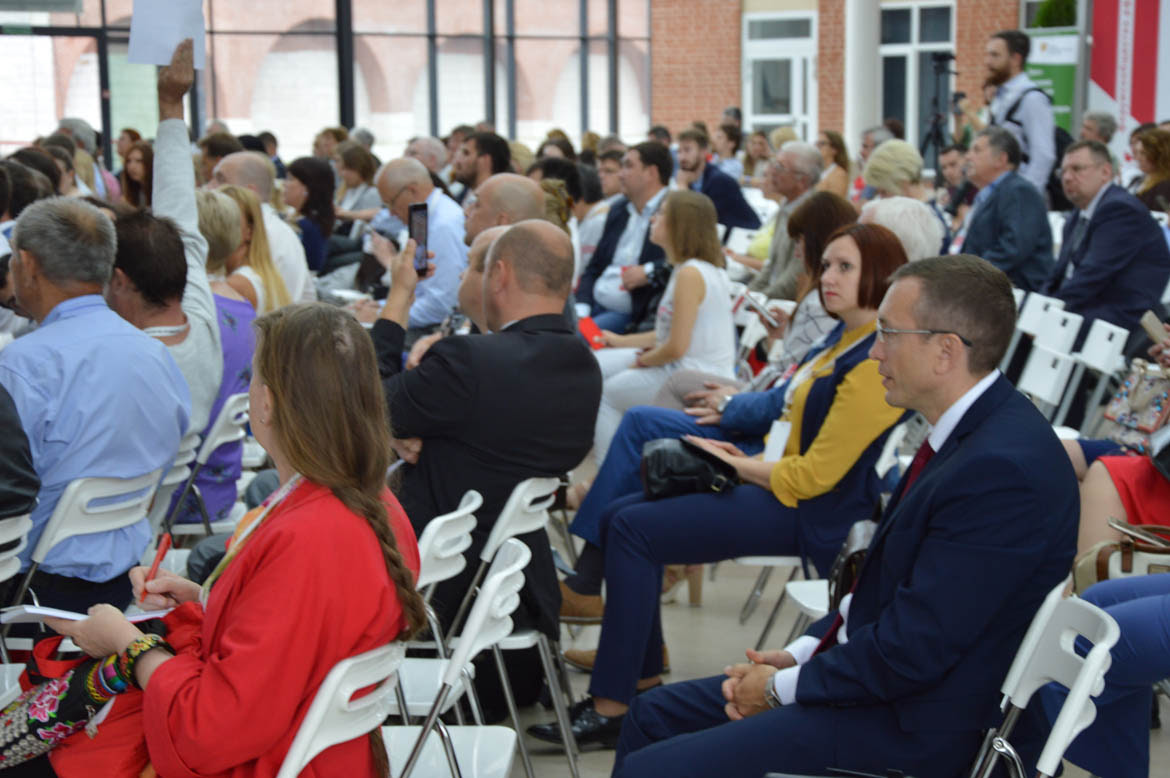Развитие движения "Абилимпикс" в Тульской области в рамках Форума ЦФО "Сообщество"