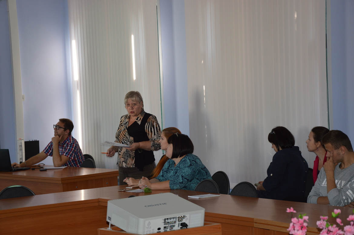 Презентация электронных курсов по дополнительному образованию для первокурсников