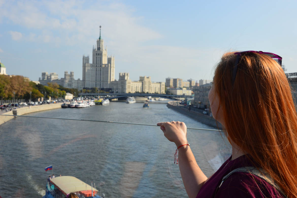 Экскурсия сотрудников в Москву в Парк будущего "Зарядье"