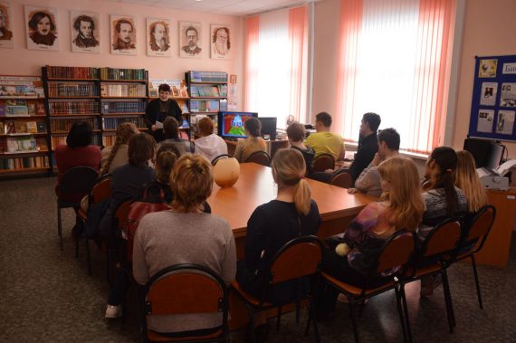 Беседа с обучающимися на тему «В каких театрах я бывал»