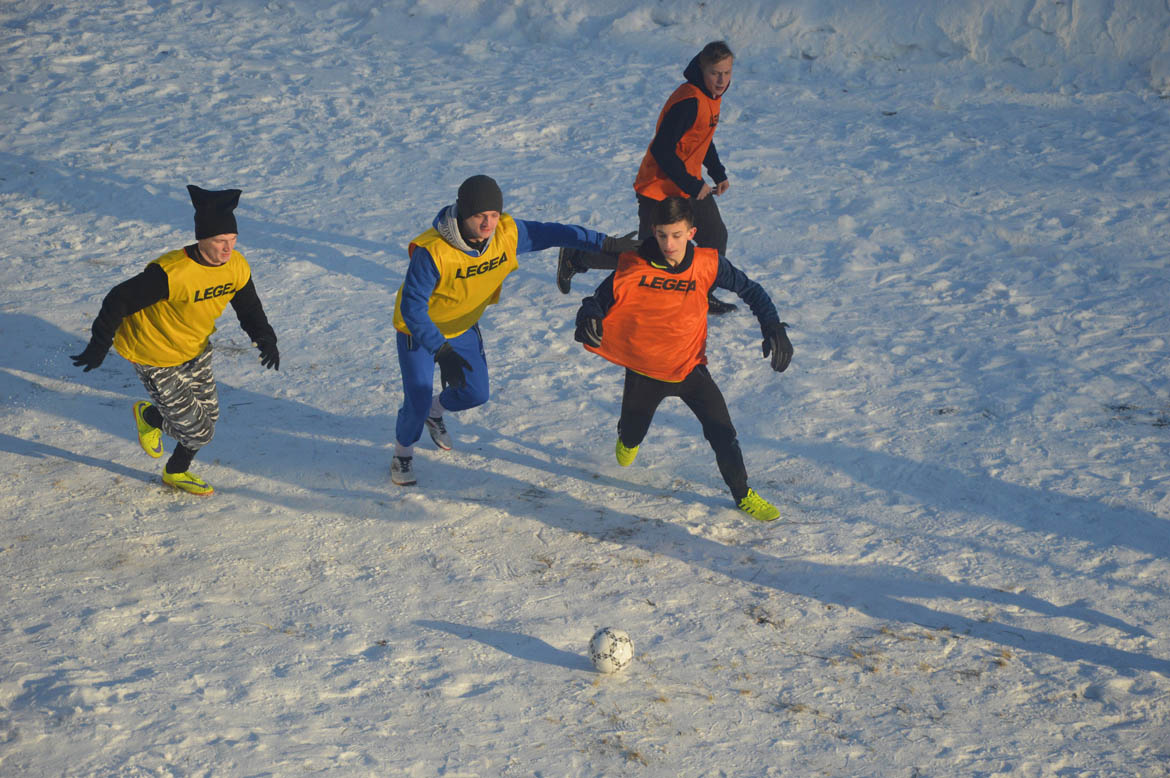 Турнир по мини-футболу на снегу