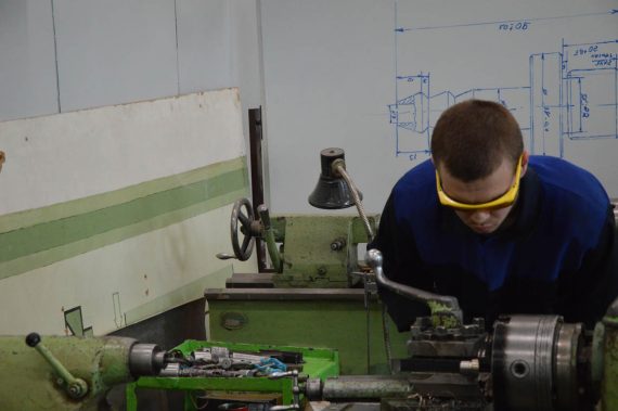 Отборочный этап III Регионального чемпионата «Абилимпикс» в компетенции "Токарные работы"