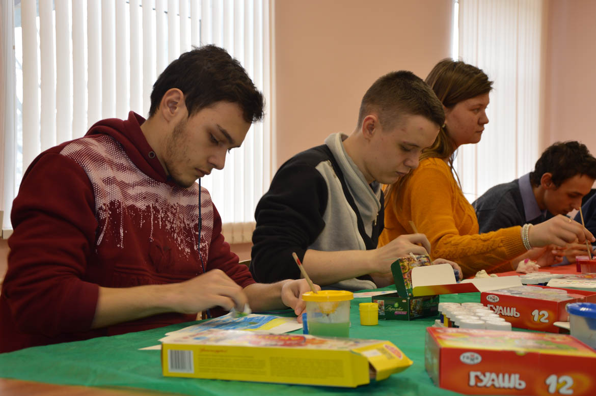 Творческая мастерская «Раскрасим мир вместе!», посвященная 5 - летию воссоединения Крыма и Севастополя с Россией