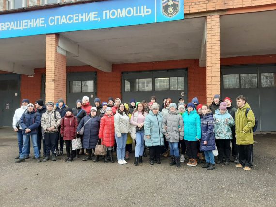 Обучающиеся посетили Пожарно-спасательную часть Зареченского района ФПС ГУ МЧС России по Тульской области