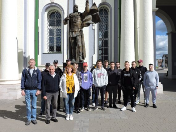 Обучающиеся посетили Казанскую набережную, Кремль, Крестовоздвиженскую площадь