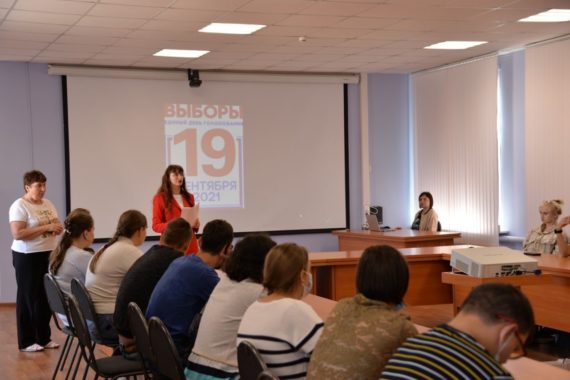 Классные и информационные часы «Выбираем вместе!»