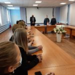 Действия сотрудников и обучающихся при пожаре из учебного корпуса с применением первичных средств Действия сотрудников и обучающихся при пожаре из учебного корпуса с применением первичных средств