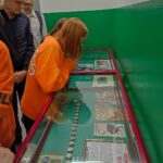 Сколько весит миллион? Сколько весит миллион?