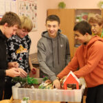 Билет в будущее. День шестой. «Рабочий зеленого строительства» Билет в будущее. День шестой. «Рабочий зеленого строительства»