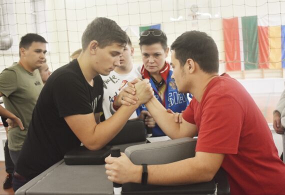 Армрестлинг