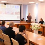 Пресс-конференция со школьниками и их родителями