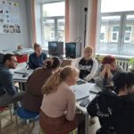 Просмотры документального фильма Российского общества «Знание» «Беслан. Три дня навсегда» и художественного фильма «Золотая бронза»