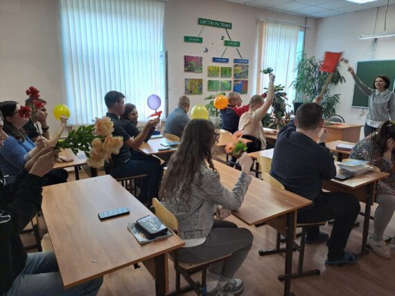 Акция «Дорогим людям в День пожилых людей»