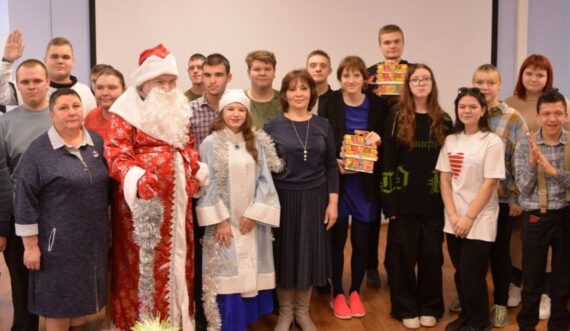 Литературно-музыкальная гостиная «Новогодний фейерверк»