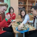 Родина начинается с семьи Родина начинается с семьи