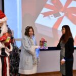 Литературно - музыкальное мероприятие «Новогодний серпантин» Литературно - музыкальное мероприятие «Новогодний серпантин»