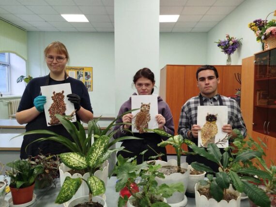 День добровольца (волонтера) в России