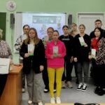 Мы против насилия! Мы против насилия!