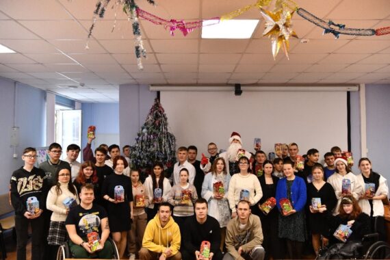 Литературно - музыкальное мероприятие «Новогодний серпантин»