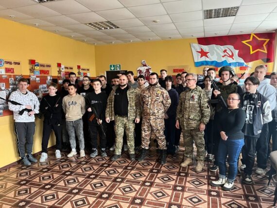 Курс на Победу