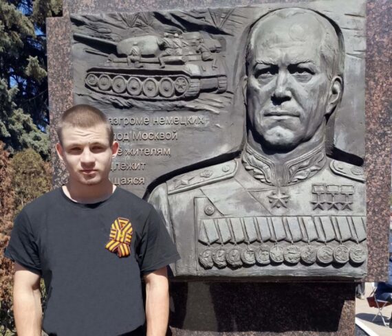 мастер-классах ребята изготовили броши