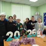 Новогодний серпантин