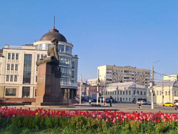 Дорогами подвига и славы